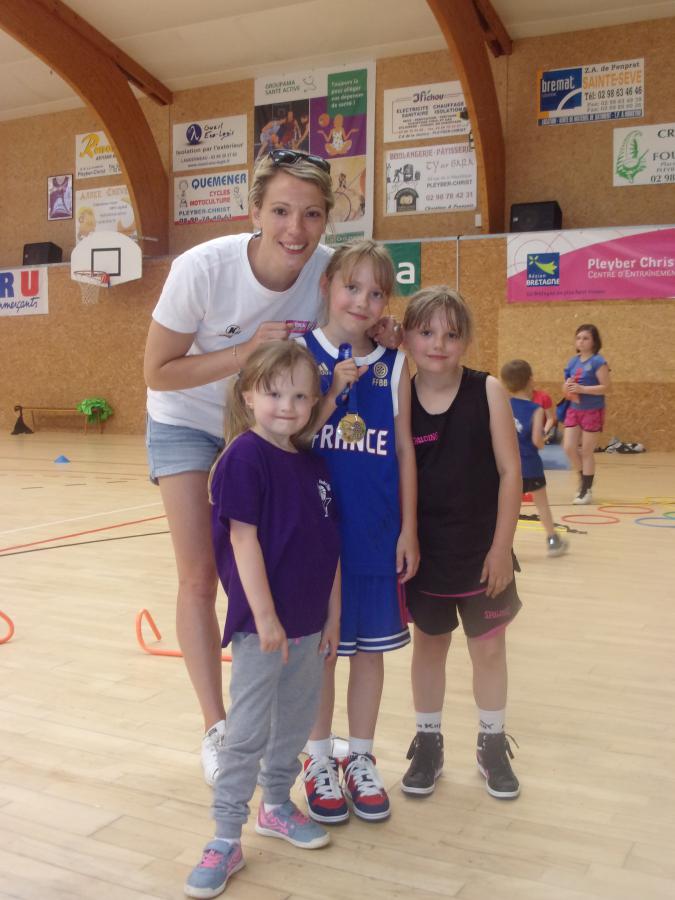 Journee initiation, présence de Marie Butard championne L2