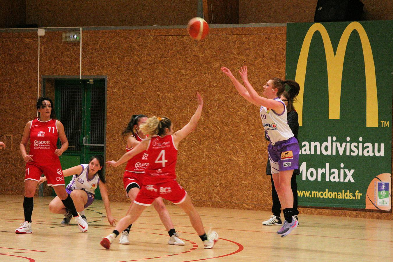 Fanny "Billy the kid" aux 3 pts!!